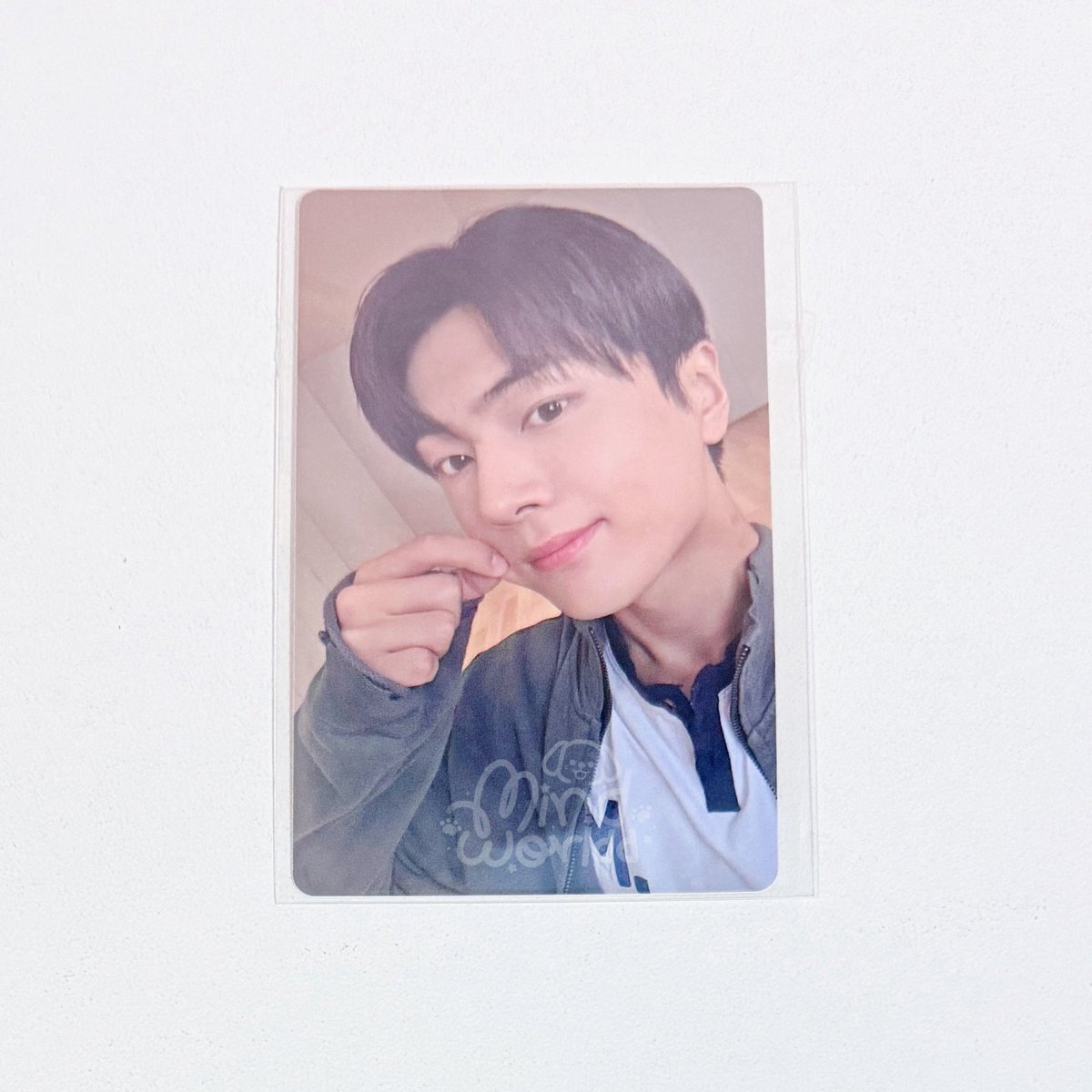 mindworldd2's tweet photo. พร้อมส่ง | blood saga day2
💙 เจค 250฿
💙 จองวอน 200฿
💙 ซอนอู เจย์ 150฿
ค่าส่ง 38฿
dm or mention 
#ตลาดนัดENHYPEN https://t.co/0qc2ACDnJo