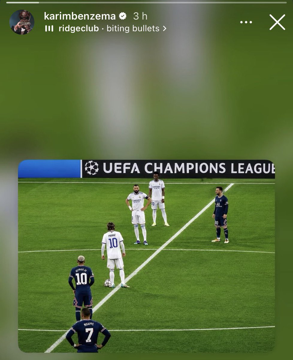 Mario___RM's tweet photo. Horas después de perder contra el Betis por culpa de Mbappé.

Karim no le deja pasar ni una. https://t.co/yjaECpVfAd
