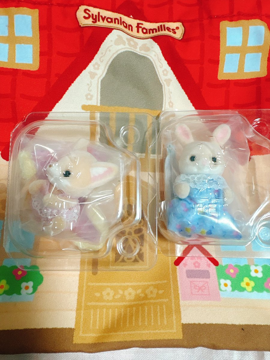 omitooshi_m's tweet photo. @nnd69 検索から失礼致します。
まとめてのお写真になりますがマーガレットウサギの赤ちゃんを所持しております。
ハムスターの赤ちゃんと郵送にて交換していただけないでしょうか？
ご検討よろしくお願いい��します。 https://t.co/j0OobPYWns