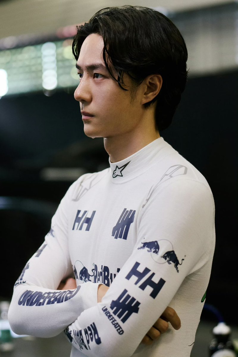 HappyLucky9785's tweet photo. YIBO-OFFICIAL มาแล้ว ยินดีอีกครั้งกับรถหมายเลข 85 ที่คว้าแชมป์ในรุ่น GT3 AM+ 

#YIBO85 #85RACING
#หวังอี้ป๋อ #WangYibo https://t.co/epCxBvtx64