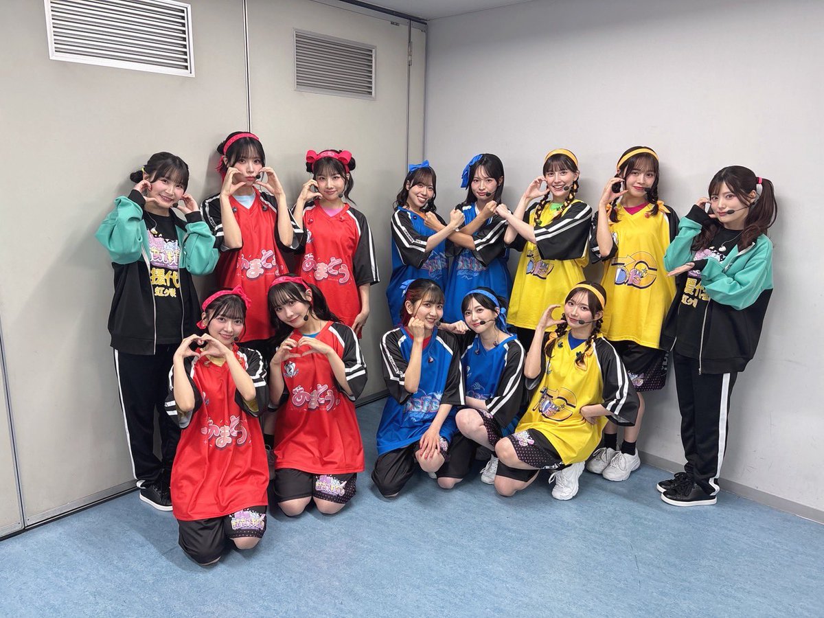 Liella_PLSP's tweet photo. 💫#Liella_結女体育祭_Day1💫
ラブライブ！スーパースター!! Liella! 結女体育祭

Day1 夜の部にご参加いただきました皆様、ありがとうございました🌟
明日のDay2 昼・夜の部もよろしくお願いします🏅
https://t.co/kNRGz32YuG

#lovelive  #Liella https://t.co/4T9m4xFG2J