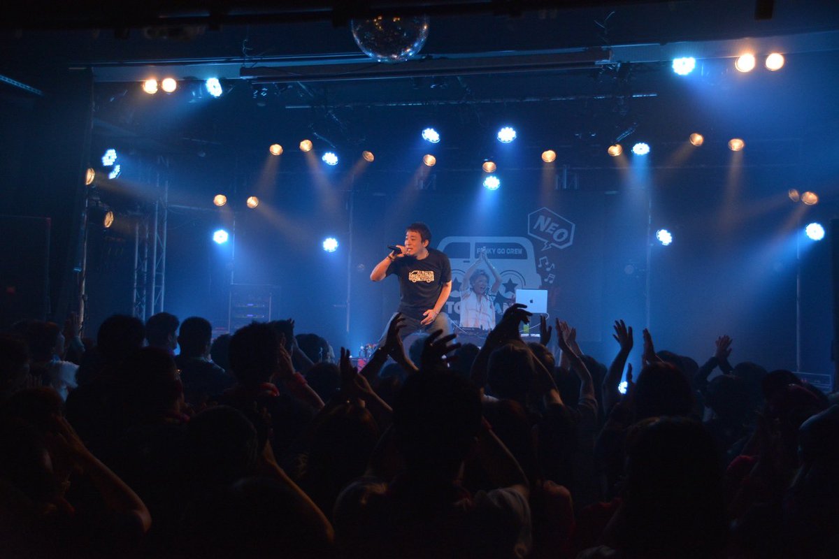 funky_kato1978's tweet photo. ファンキー加藤FC限定イベント #出張カトちゃんねるNEO in 山梨🍇

すげー楽しかった！ここは俺たちの最高の遊び場！あとあんまり知られてないけど、ソロ楽曲も結構いいぞ！笑

ありがとう！またやろう！ https://t.co/eHffkliv26