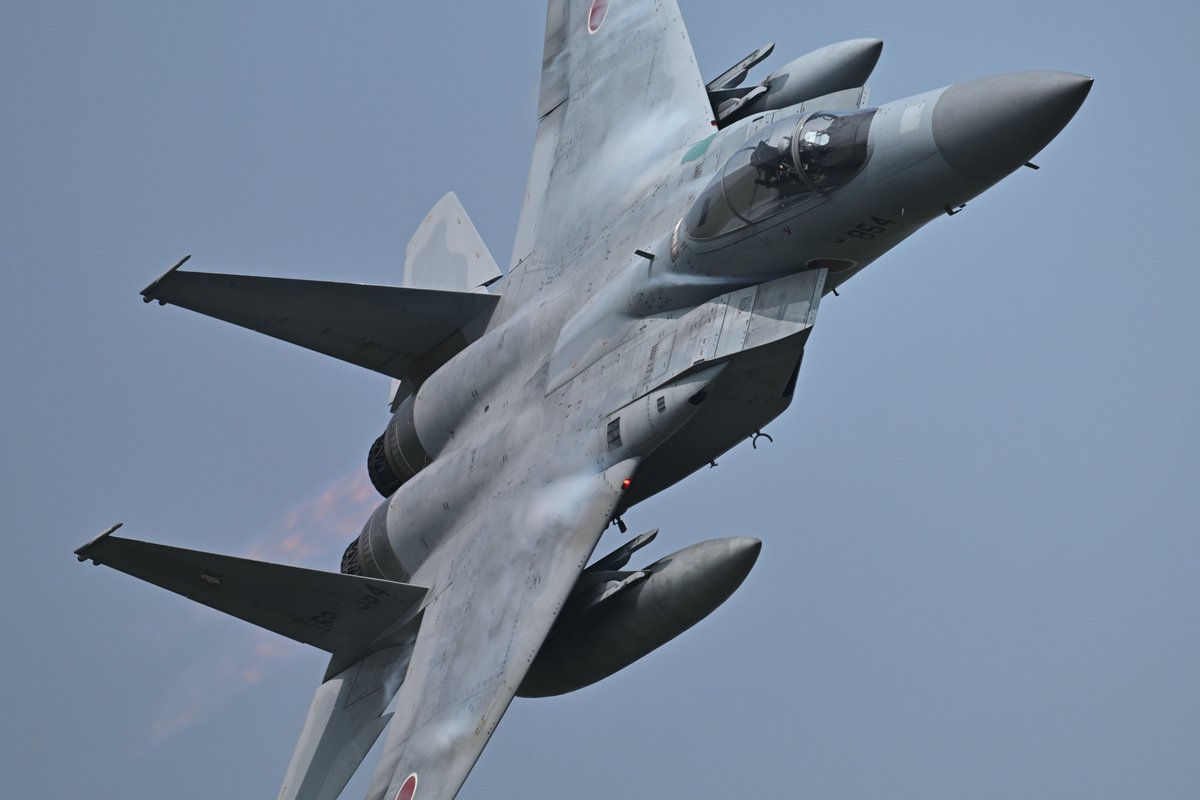 pa__chi's tweet photo. 午後も素晴らしい捻りでした
#千歳基地
#千歳のまちの航空祭 https://t.co/cSPIG2j1pV