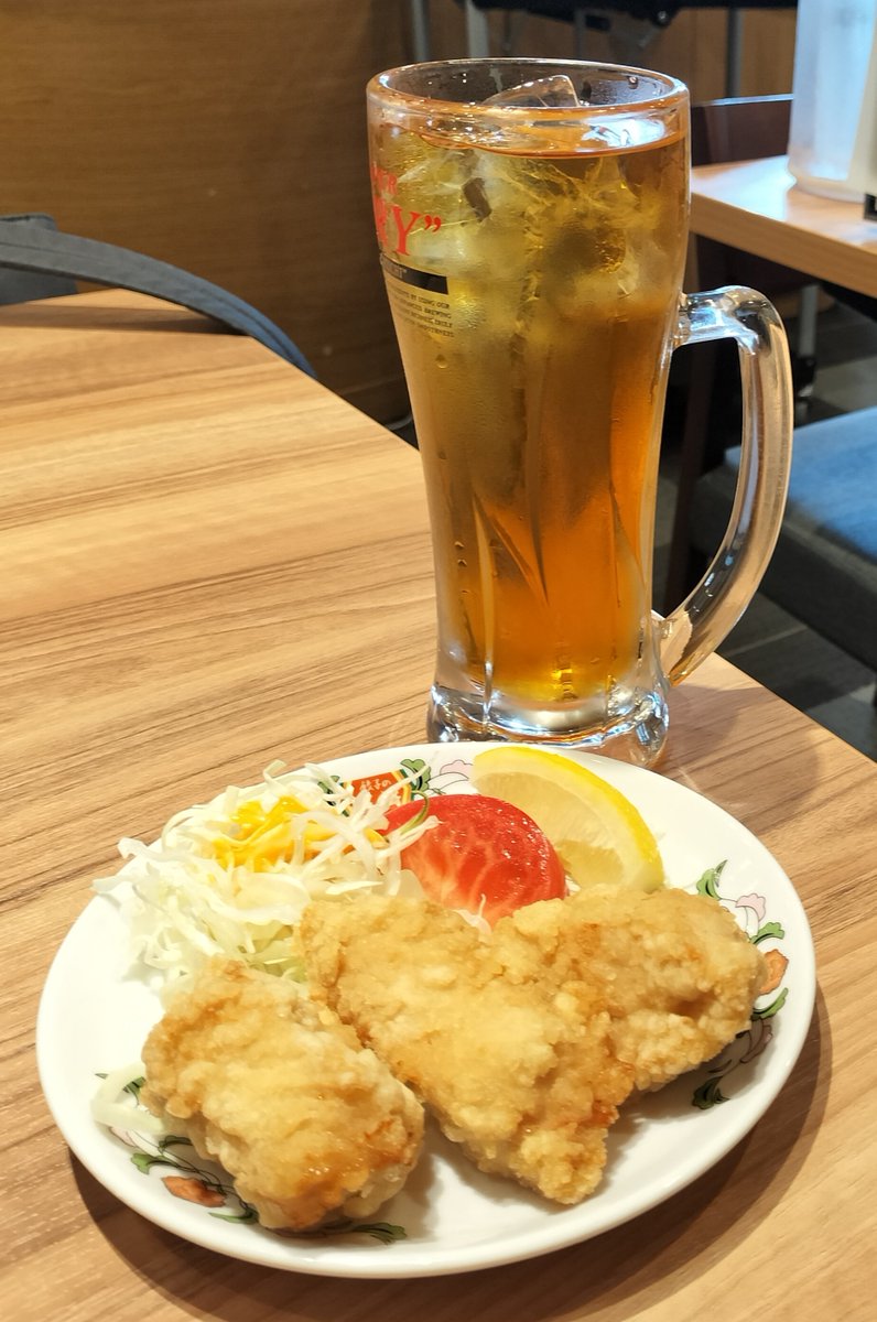 rose_quartz78's tweet photo. #餃子の王将  (ジャストサイズ) #鶏の唐揚  #炒飯  #麻婆豆腐 今日は餃子なし^^;  麻婆豆腐が後味が辛くて美味しい～(๑ᵔ⤙ᵔ๑)🌶 https://t.co/6tGme8OmfF