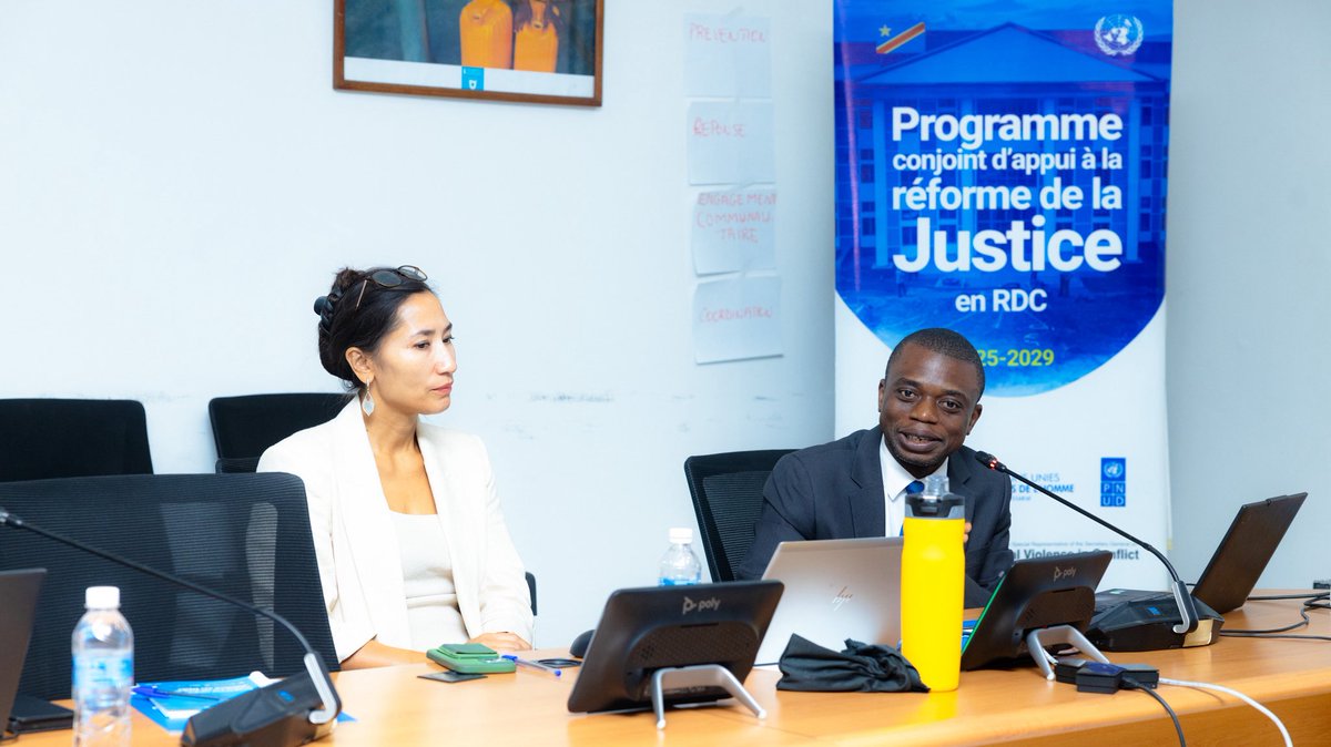 PNUDRDC's tweet photo. ⚖️ Faire de l’égalité de genre un pilier de la réforme de la justice en RDC.

Le Gouvernement, les agences des Nations Unies et les acteurs du secteur de la justice ont uni leurs efforts pour valider la Stratégie d’intégration du Genre au Programme Conjoint d’Appui à la Réforme de la Justice (PCNURJ) 2025-2029.

Une avancée majeure pour renforcer la prise en compte des droits des femmes, promouvoir un accès équitable à la justice et construire un système judiciaire plus inclusif, plus protecteur et sensible aux réalités des femmes et des filles.

🤝 Une dynamique collective pour faire de l’égalité, de l’inclusion et de la protection des droits humains des leviers essentiels d’une justice plus forte en RDC.

#RDC #Justice #Genre #ÉgalitéDesSexes #DroitsDesFemmes #PCNURJ #NationsUnies #RéformeDeLaJustice