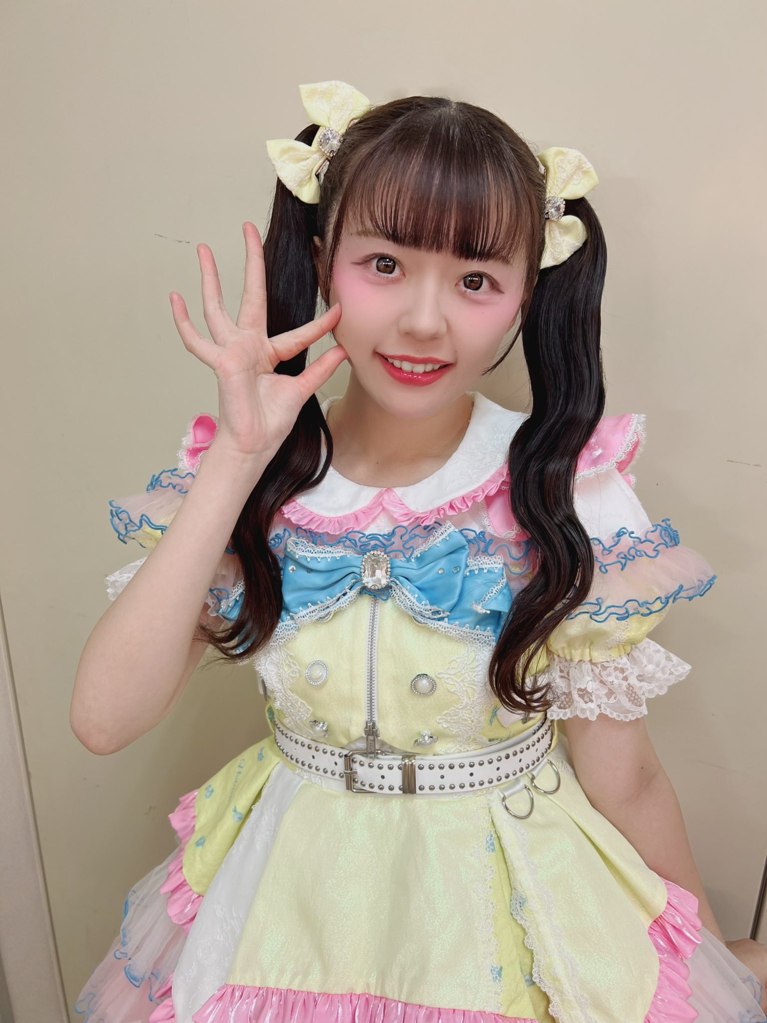 イデー×Wafflish Waffle アイユベースランプ 未使用 ドーナツ 松尾 優花(蛍) on X: 