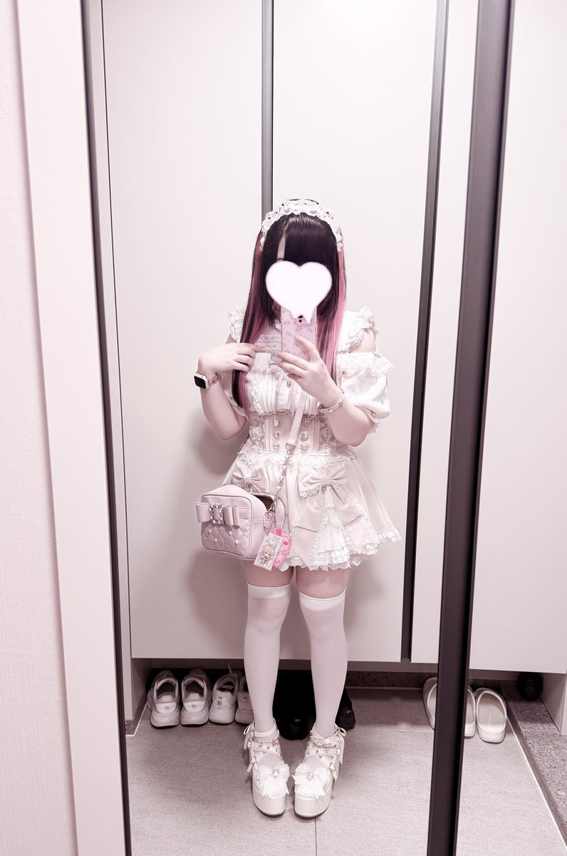 cimorebe's tweet photo. ପ꒰ ྀི◞ ⸝⸝ ◟꒱ ♡ https://t.co/WpXCQ5e5Ej