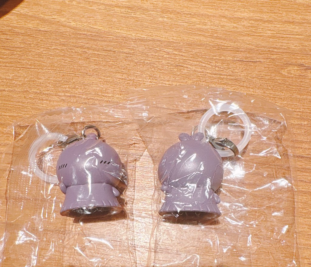 Knt___o13's tweet photo. @D__freesia はじめまして
ヒトハ、フタバとセイレーンの交換をお願い出来ますでしょうか。
横浜駅周辺での手渡し可能です。
どうぞよろしくお願いいたします https://t.co/P0jYcJxEnj