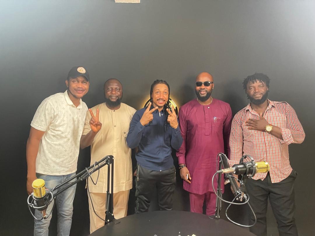 TheVisionaryCE0's tweet photo. Our Special Guest Mr Michael Illuyemi of Banillux Group And The Team behind The Visionary CEO Podcast. Cheers 😎 https://t.co/HRd3tDhcF7