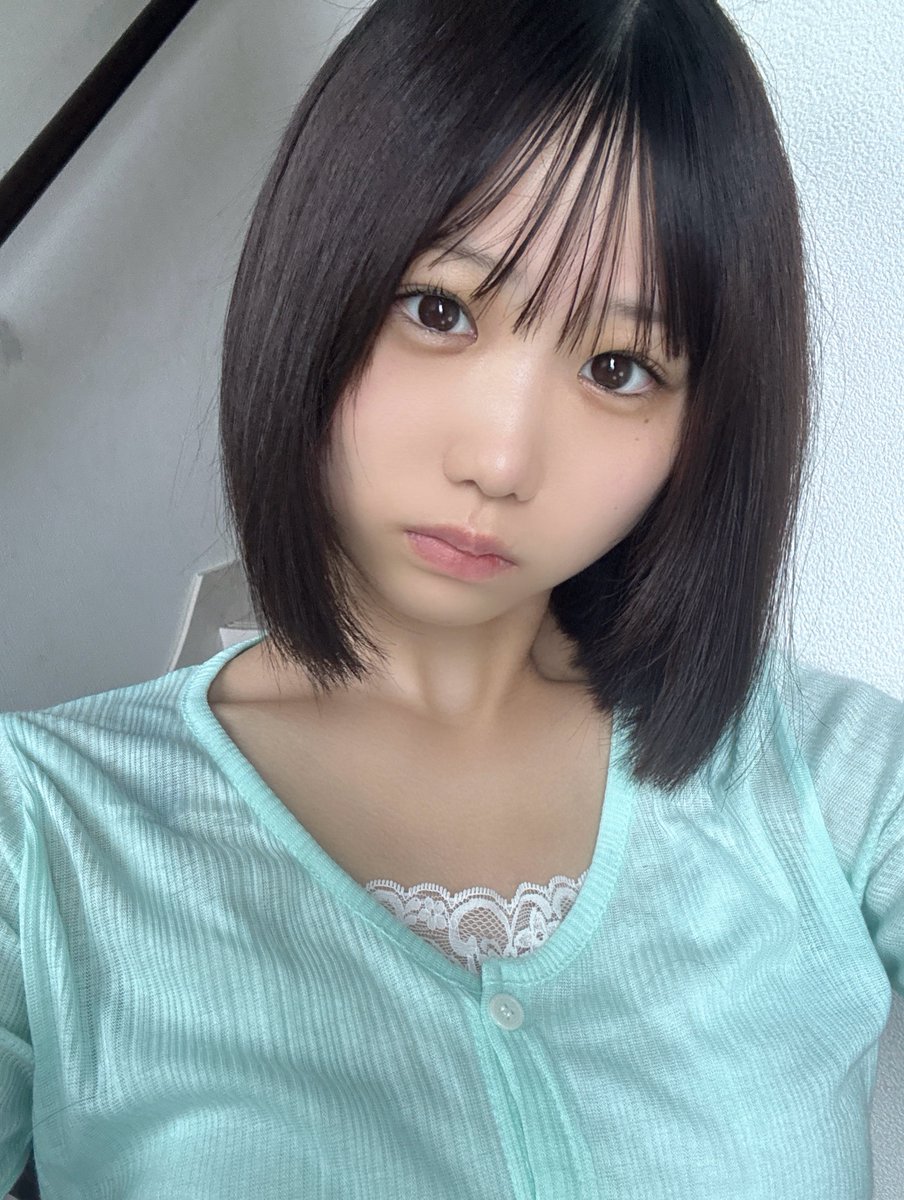 rougebook_miyuu's tweet photo. すっぴん https://t.co/16zp90IJAT