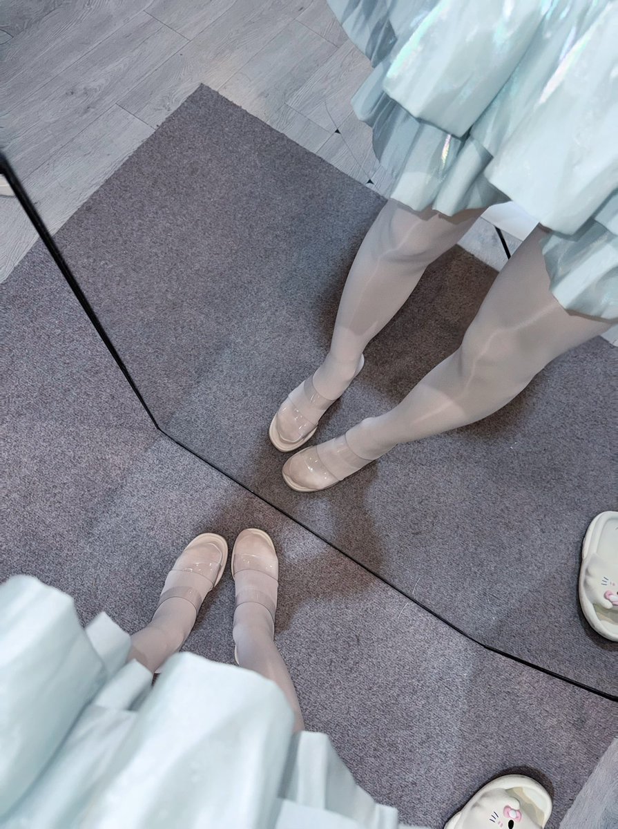 Wisesjjsixn's tweet photo. 美味白丝 #男娘 #南梁 #丝袜 https://t.co/vHjRq0UhoQ