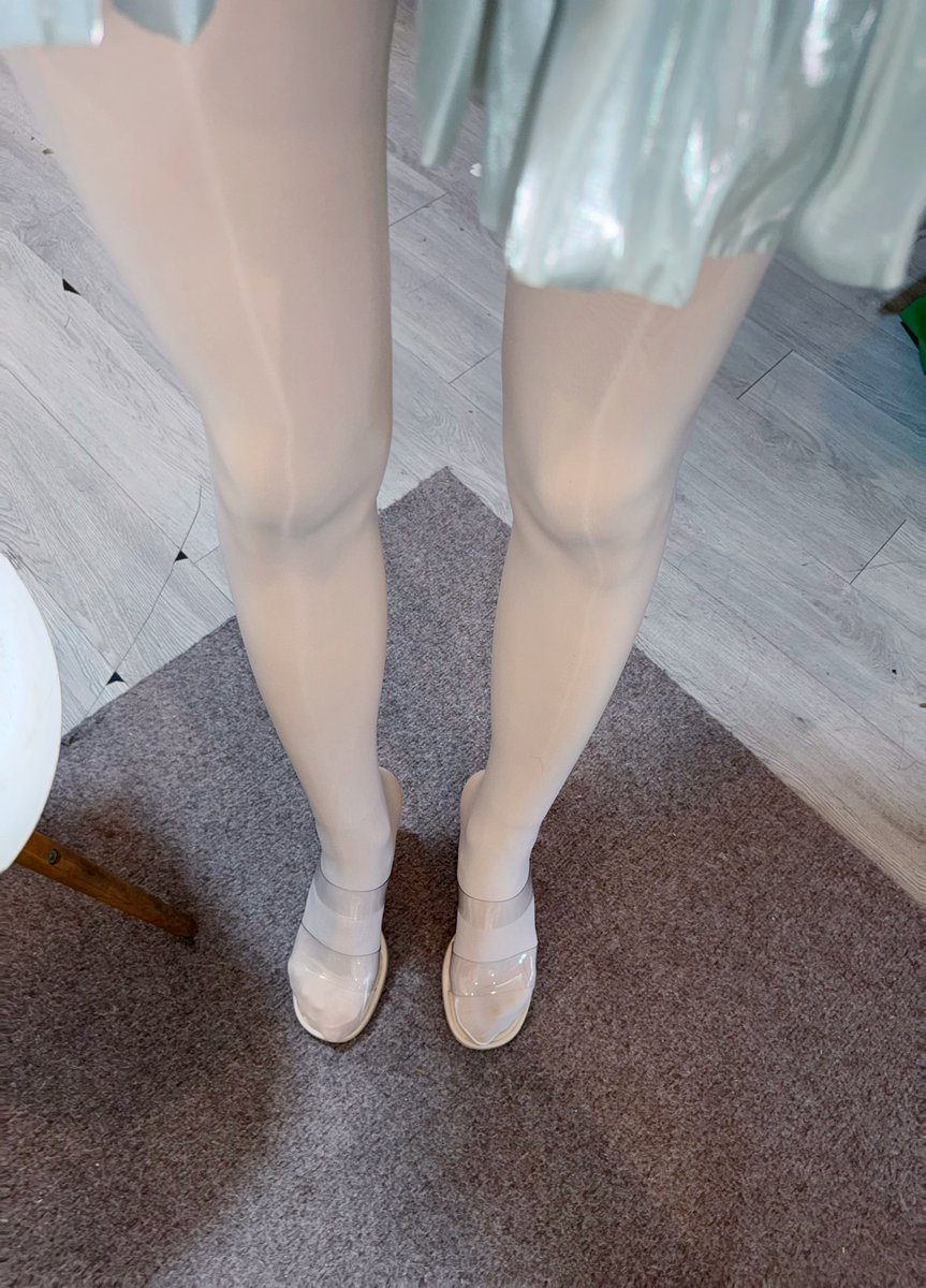 Wisesjjsixn's tweet photo. 美味白丝 #男娘 #南梁 #丝袜 https://t.co/vHjRq0UhoQ