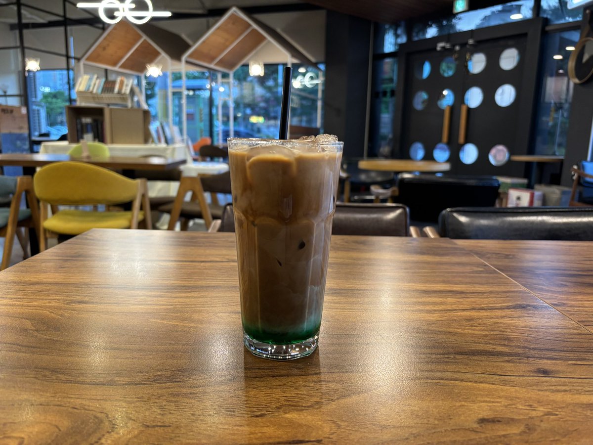 M_erry242's tweet photo. 수월 음료 모음집☕️😆 https://t.co/UARHX2FcFt