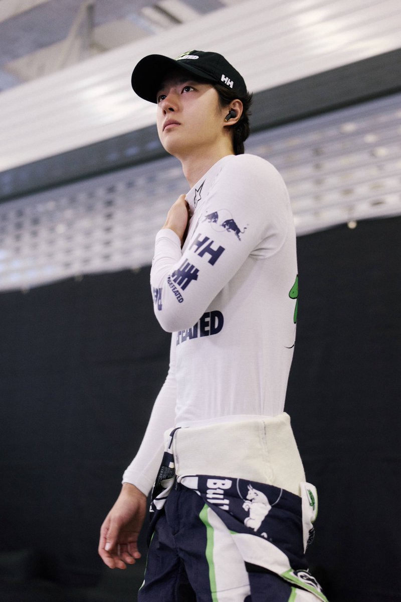 Bebeyyizhann's tweet photo. เขตอันตราย ระวังโดนต่อย กล้ามไม่ใช่เล่นๆ แต่ใดๆคือพี่ป๊าคือหล่อมากกก กี้ดด ㅠㅠ https://t.co/ETSz9RVfhB