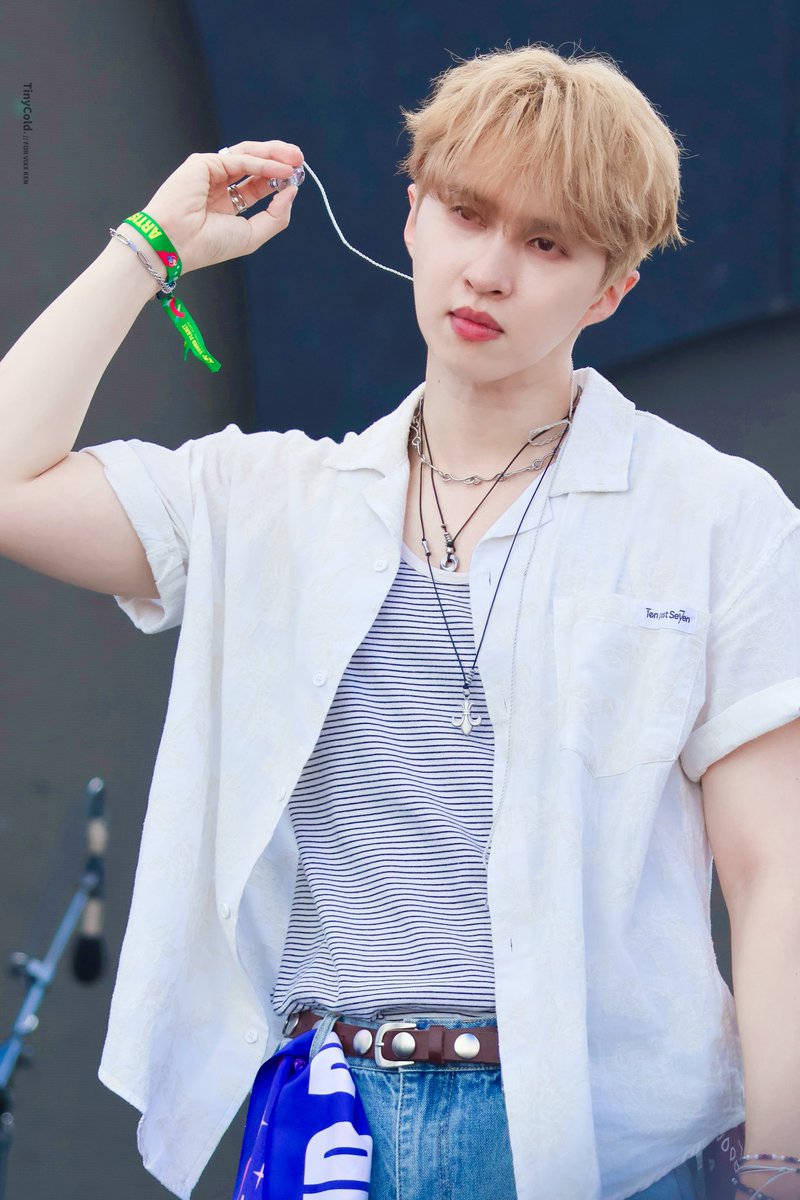 TinyCold1's tweet photo. 260905 사운드 플래닛 페스티벌

머리색 햇빛 받으면 넘 예뽀☀️
#켄 #이재환 @jaehwany0406 https://t.co/OXpdAt0JQ4