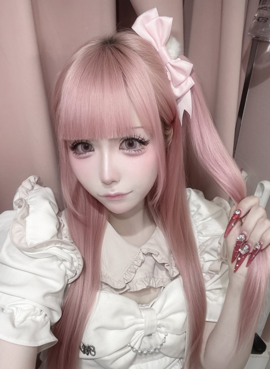 SC_mekuru's tweet photo. お給仕入りました☆りんごちゃん🍎

#すい〜ときゃっと
#メイドカフェ
#コンカフェ
#秋葉原 https://t.co/wANNIXrpie