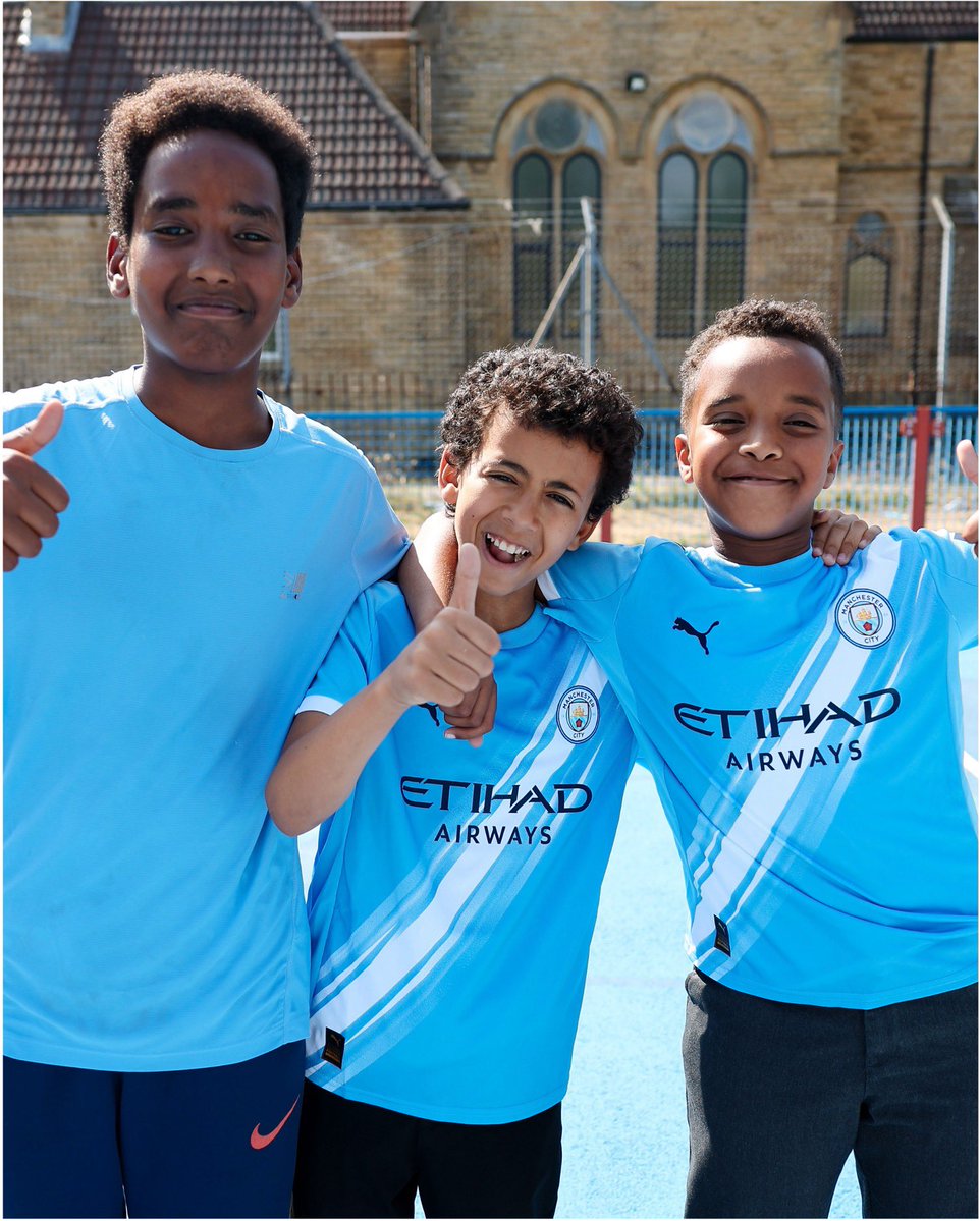 citcmancity's tweet photo. Celebrating our work to empower healthier lives through football this International Day of Charity and everyday. 🩵

🔗 Find out more about our work here: https://t.co/ZzAaPdkvu3 https://t.co/IBybAawPlQ