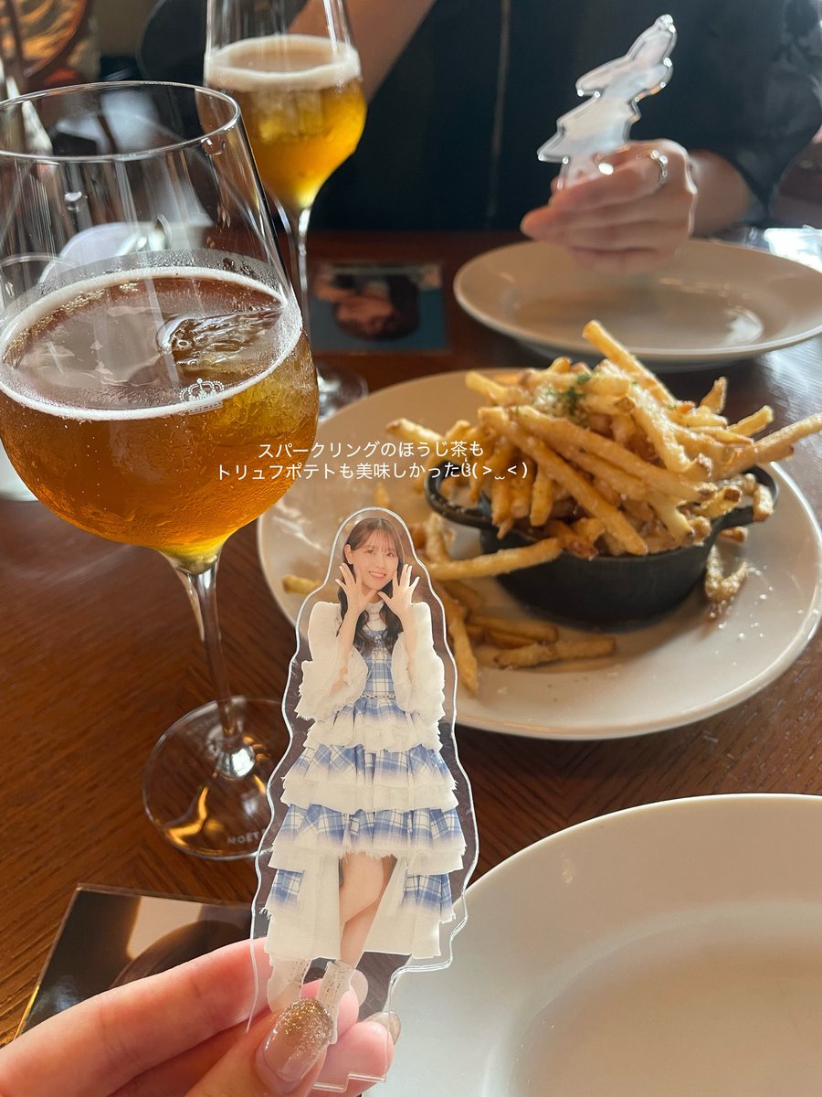 mt_chan4_'s tweet photo. このまえみっちゃんの話しながら美味しいもの食べた♩♩ https://t.co/7mpMheuKV5