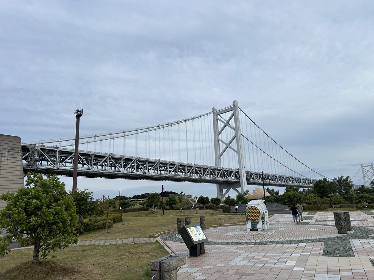 sasa_0824's tweet photo. 相変わらず瀬戸大橋でけえ https://t.co/j1doZ9nnMC