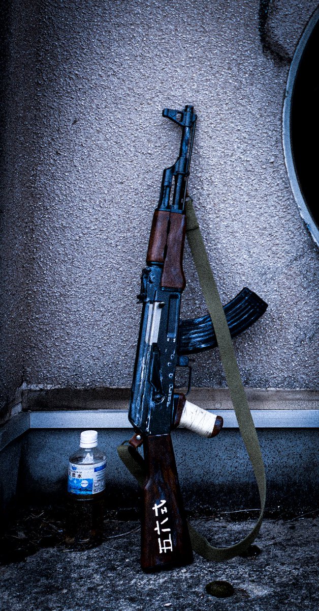 Donguri_14's tweet photo. #何も付けてない銃は格好良い https://t.co/MDgD8pL7Fv