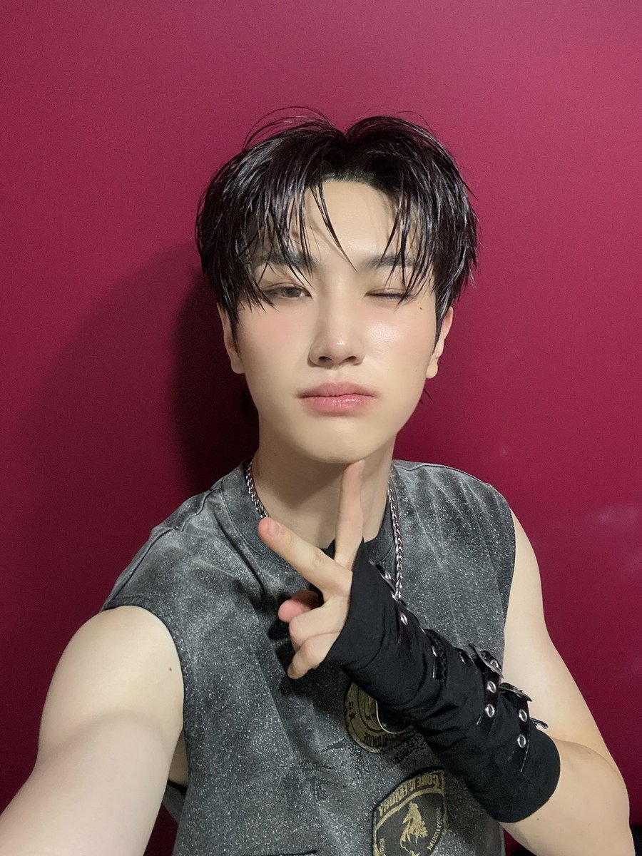 TNX_twt's tweet photo. Let's go 🔥

#TNX #티엔엑스
#최태훈 #TAEHUN https://t.co/L3kLqDxv5C