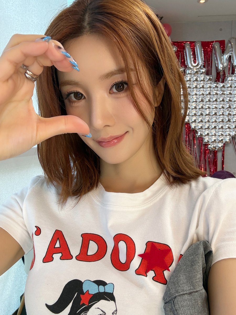 kwoneunbi_offcl's tweet photo. [#권은비]

260905 MBC '쇼! 음악중심'

🍹 DEJAVU 🍹 무대 완료 ✔️

🔗 https://t.co/A5KCpnNRLJ

#KWONEUNBI #DEJAVU https://t.co/HPGhF5DQOk