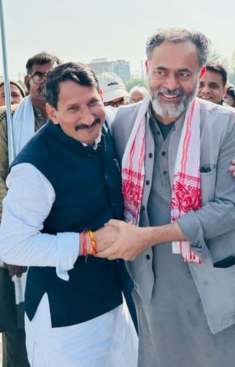 yogenderayogi's tweet photo. सामाजिक न्याय के पक्षधर,स्वराज इंडिया के संस्थापक आदरणीय @_YogendraYadav जी को जन्मदिन की हार्दिक शुभकामनाएं।
आपके अच्छे स्वास्थ्य, दीर्घायु और उज्ज्वल भविष्य की कामना करता हूं।
#HBDay 💐💐🎂 https://t.co/KozxXQDuy2