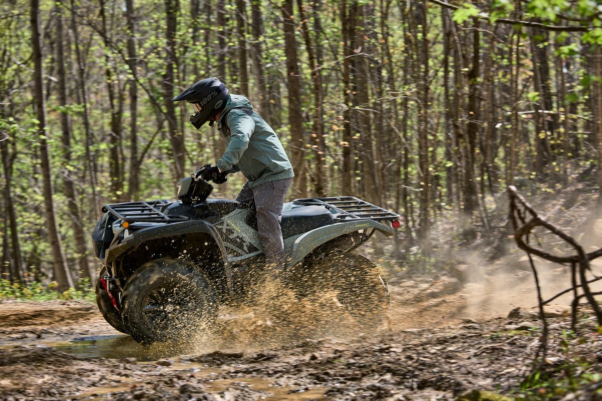 AzaleeSollkxyg's tweet photo. Conquer tough terrain with 27-inch Maxxis Zilla tires, 14-inch aluminum wheels, a factory-installed WARN winch, and rugged, head-turning style. https://t.co/sexum4tDy9
