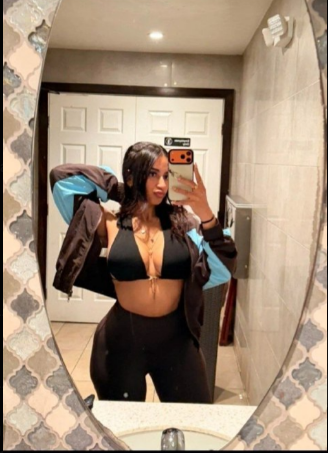 baddies2c's tweet photo. Maria 👀 https://t.co/id2lIw2PrQ