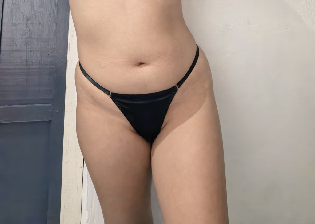 milapinkx's tweet photo. tengo ganas de coito o solo es q ya huele a fin de semana? https://t.co/VFJAhYID6W