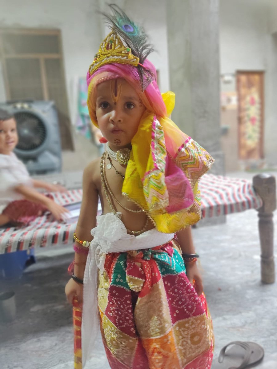 Anilhatria's tweet photo. meri bisi ka kr isha na #ANILHATRIA @Anilhatria https://t.co/0ADGrTisKT