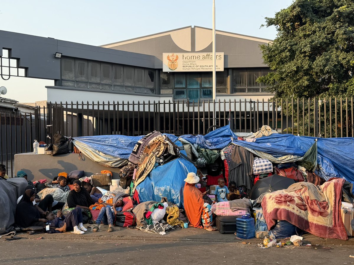 ZANewsFlash's tweet photo. UPDATE: The SA First Forum, the litigation wing of the March and March Movement, has written to the eThekwini Municipality and directed it to remove the Congolese nationals currently camping on Moore Road in Durban within 14 days.
It further directed that they be repatriated back to their countries of origin - KZN Tonight Podcast