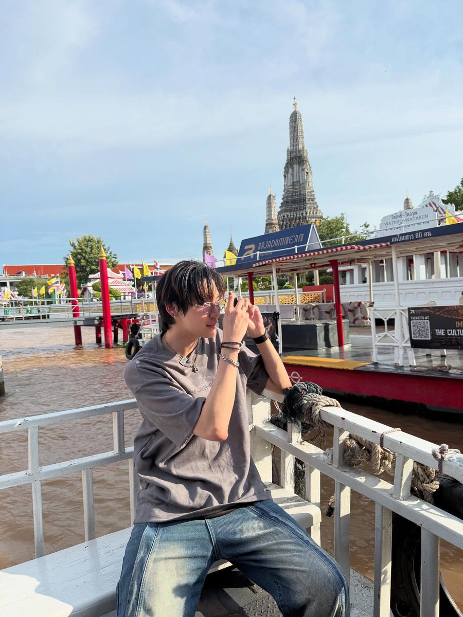 BP_FITCHEK's tweet photo. ⟡₊˚⊹✦251004 | Youtube : gmmtv
ปลุกบุ้นเปรมมา VLOG
๑BOUN
*BJHG
@Dior
@gucci
@Hermes_Paris
@_GentleMonster_
#bb0un #บุ๋นนพณัฐ
#BounPrem #บุ๋นเปรม
#RevampSeries
#BPFitCheck https://t.co/u8fUwa3cUJ