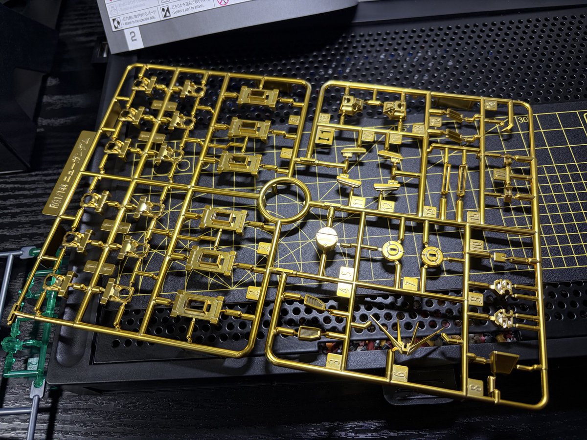 武蔵二体のみ HRcK04aawAALS2P.jpg