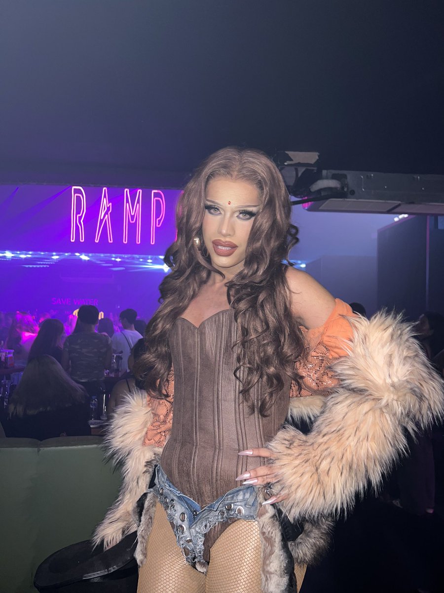 teamodashaflop's tweet photo. dasha raj 😍

@odashaflop https://t.co/MXQyVtxsaV