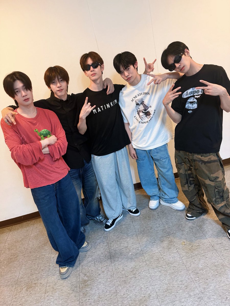 nakanisnakan's tweet photo. เชียงใหม่พร้อมยังงง น้องเด็กซ์ปะแป้งแพรบคับ เจอกันแบบหล่ออัปเวลค้าบมัม 🥰

#DEXXth https://t.co/pLVMJ4L7bU