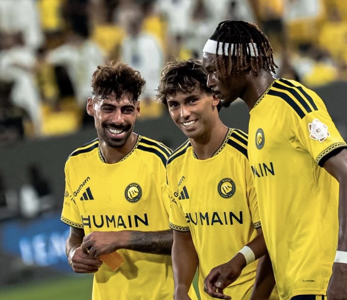 jf_79x's tweet photo. رهانيي اليوم 💛💛💛 https://t.co/oyHMARAd5Q