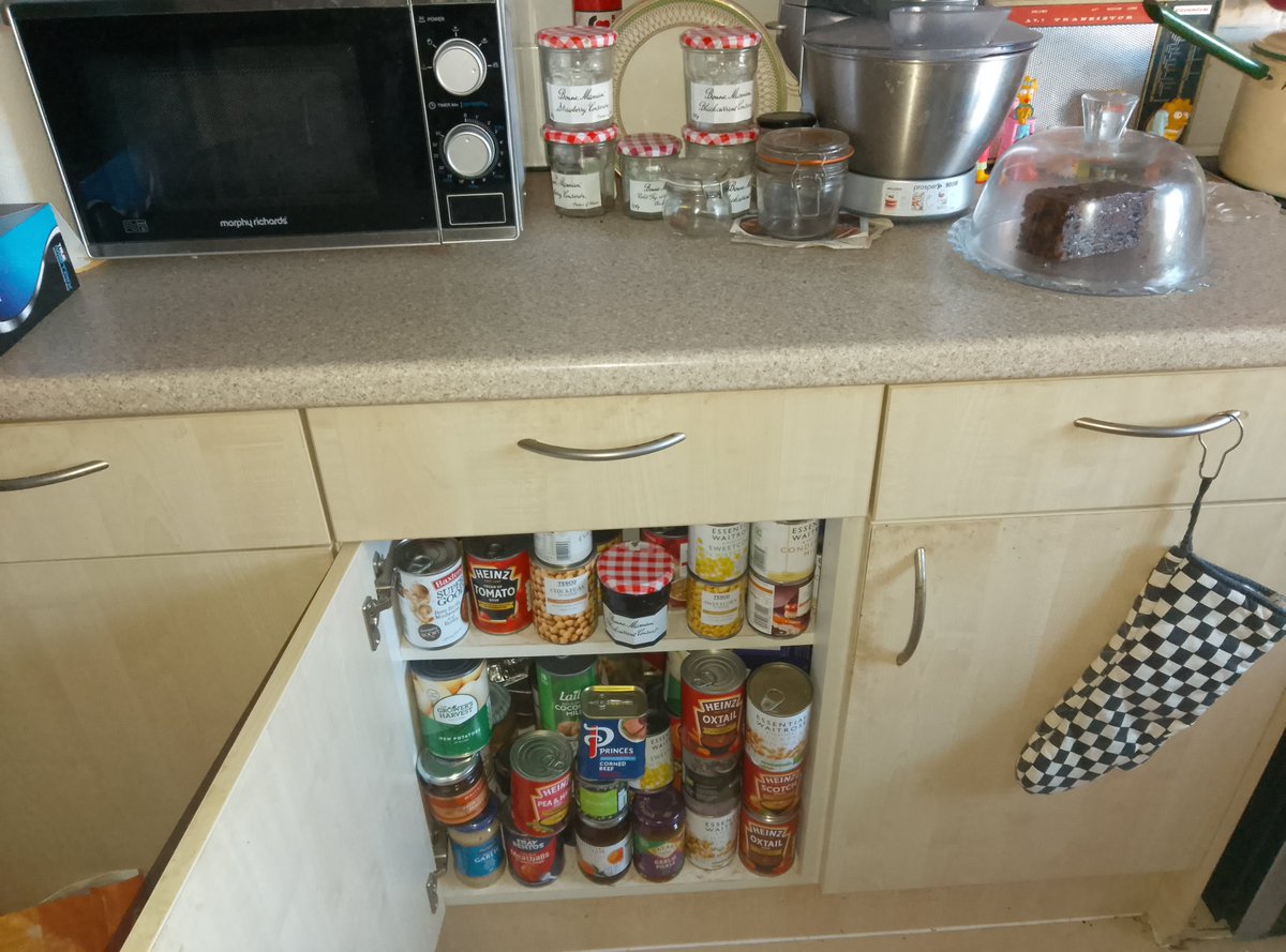annimeaculpa's tweet photo. #StoreCupboards 
some in my Kitchen🥫
I'm fortunate to have a big kitchen
Plenty of Cupboards 
for all my Tins😁
*Dame Angela Eagle* 
am ahead of you🤨😂
Warning UK To stock up re el nino
Climate Crisis
I've stored Tins for years
as I remember 
Hungry, Cold #MinersStrike 🤔🙏. https://t.co/1Yu7xl5MxM