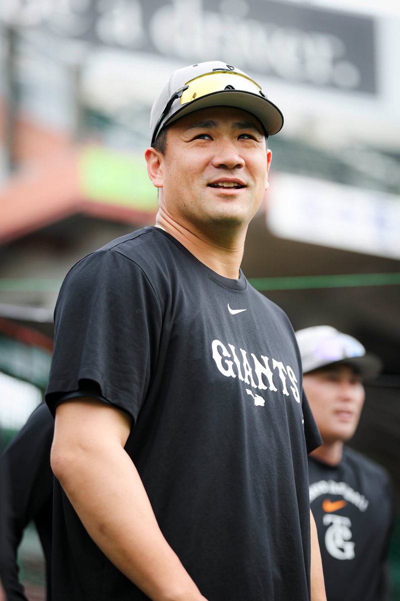 TokyoGiants's tweet photo. 【一軍】巨人 vs 広島
マツダスタジアム
18時試合開始⚾️

【放送予定】
J SPORTS 1
ニッポン放送 https://t.co/j8BuyadRh5