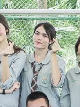 smile_of_youu21's tweet photo. โคตรเท่ พ่อเป็นคุณครูลูกเป็นดารา #ชาล็อตออสติน https://t.co/prOLyAlgBd