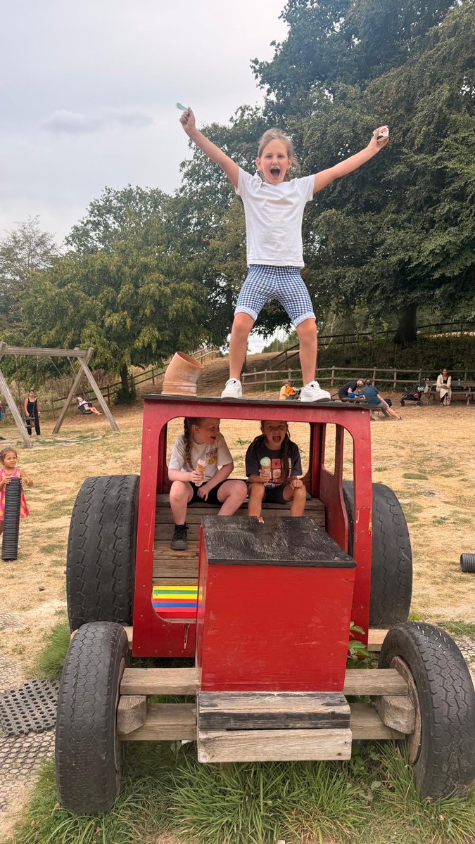 HawksmoorYouth's tweet photo. Summer Family Trip to the Farm @YoungGreenwich So much fun. 🤩 https://t.co/svHwTFx0O9