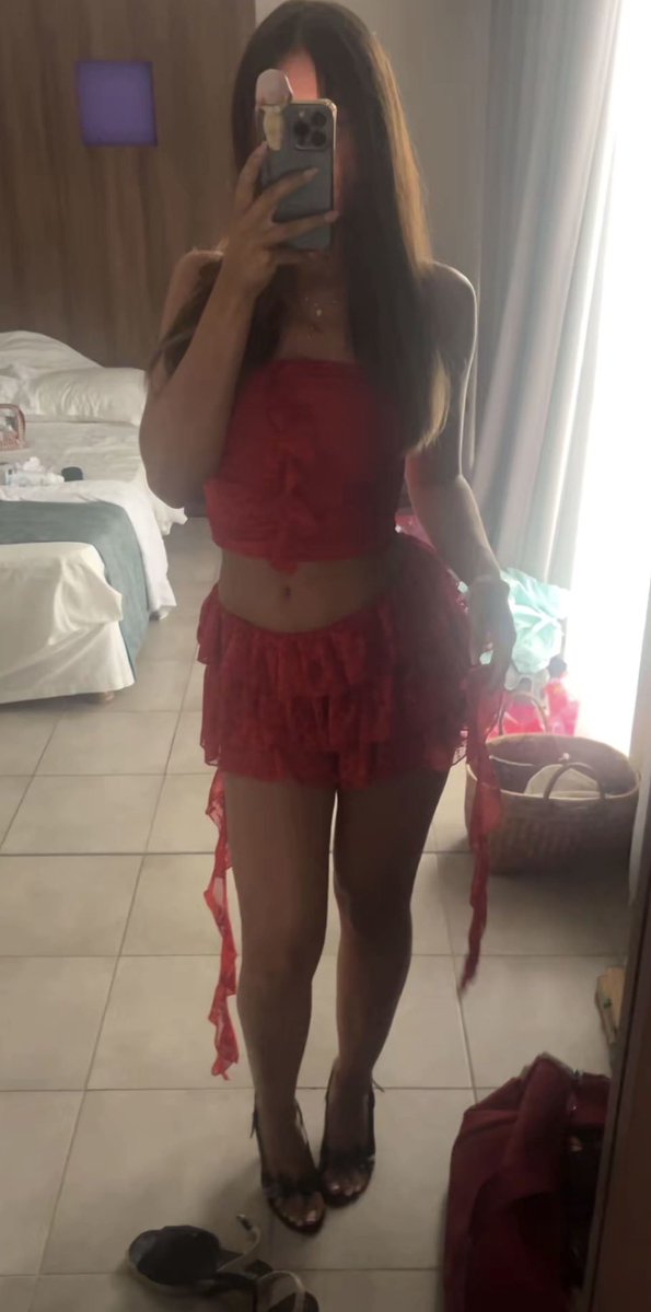 Fuck1842's tweet photo. @oceanslr look at this fine slut asking to get #exposed https://t.co/1eoSI7uSbq