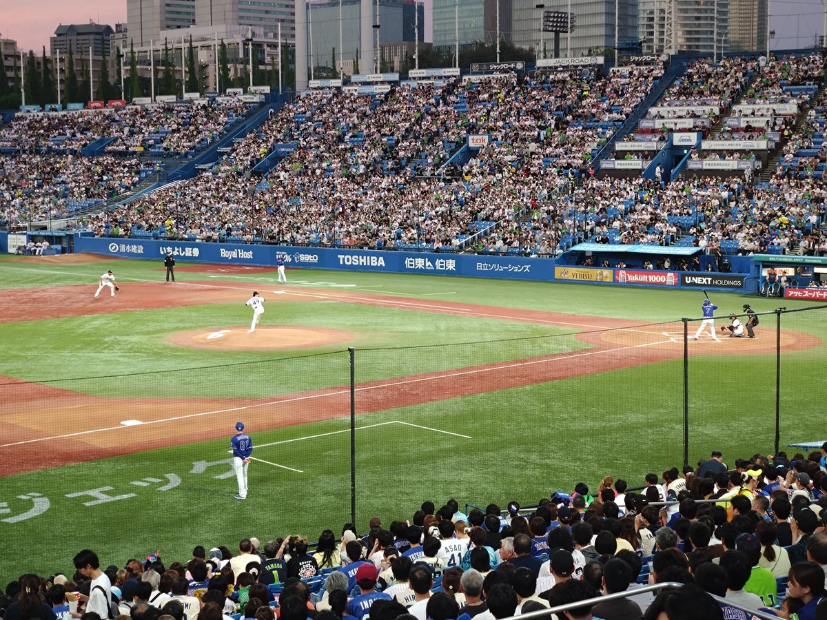 tonbokm's tweet photo. 今日はここから応燕です(^^)❗️
頑張れ、高橋奎二❗️
#swallows
#東京ヤクルトスワローズ
#神宮球場 https://t.co/qI5F1pOSjB
