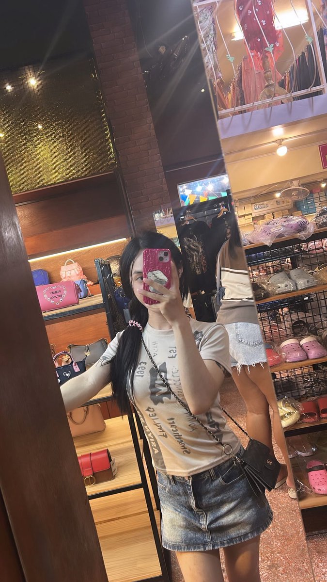 z12kc's tweet photo. ♡คืนนี้เที่ยวไหนดี♡#cnx #เชียงใหม่ #สาวสอง https://t.co/ZHXOy1xwEr