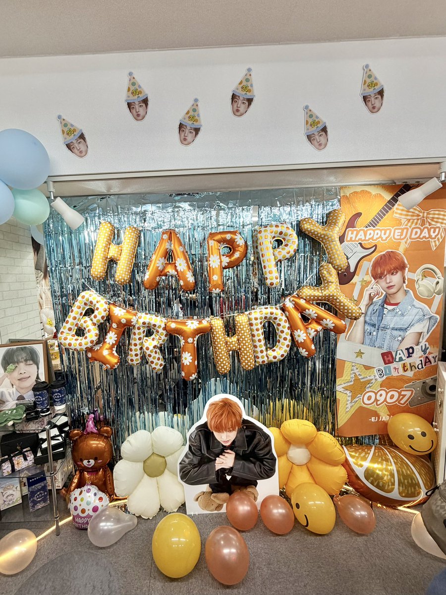 andreenaa630's tweet photo. ウィジュくんのセンカペ🍊めちゃくちゃかわいかった🧡🧡🧡
#YOIZCAFE https://t.co/dwxamJX6wv