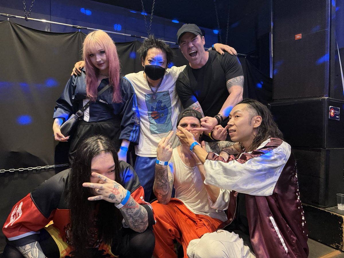 johnreaveslive's tweet photo. @NABLA9_Tokyo was AMAZING live! Their vocalist is even better live! I’m so impressed with the whole band! https://t.co/R9WYZzrrRG
