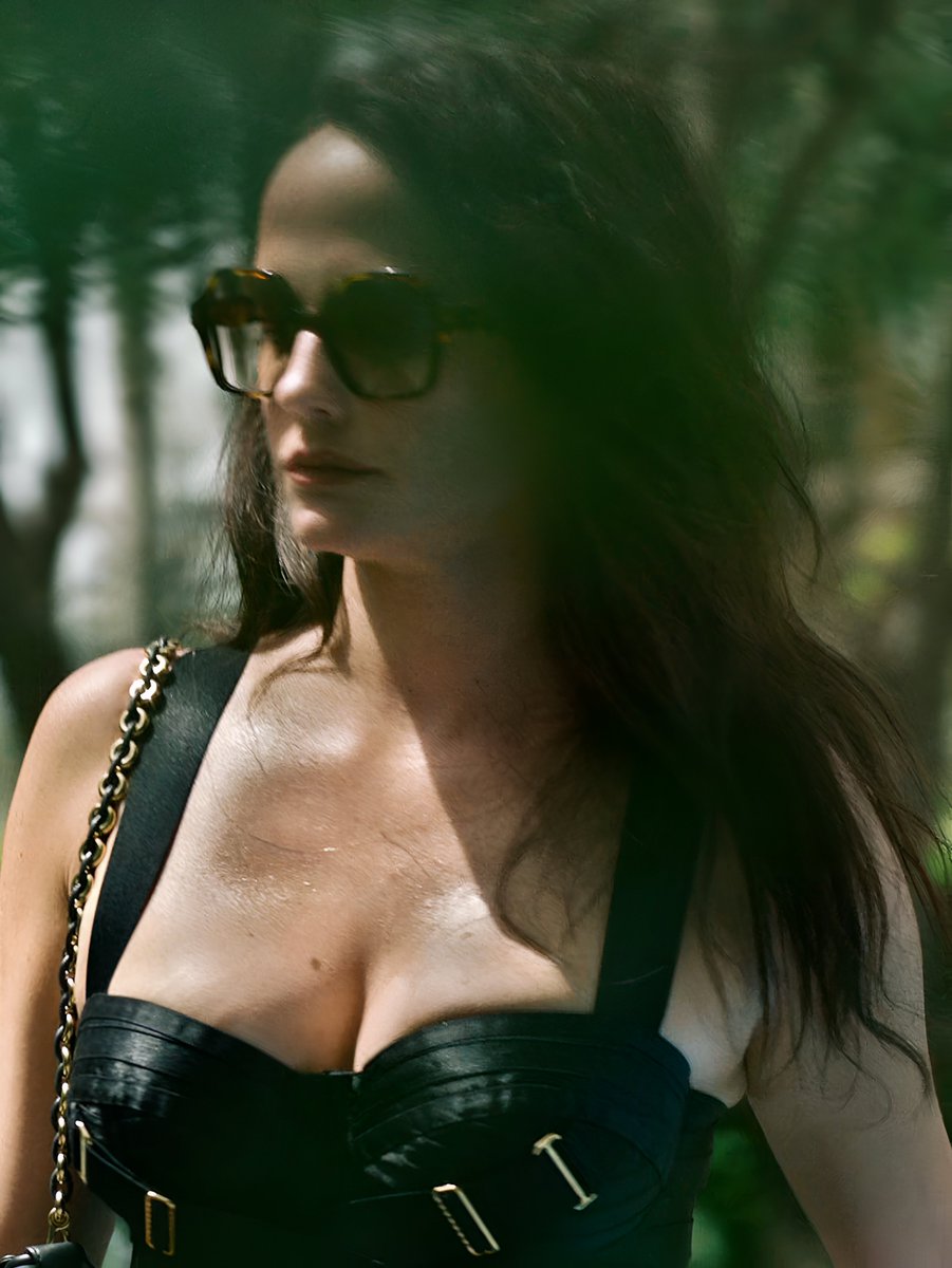 tikkitweets's tweet photo. Eva Green for movie Just Play Dead https://t.co/glPqv5CcLs
