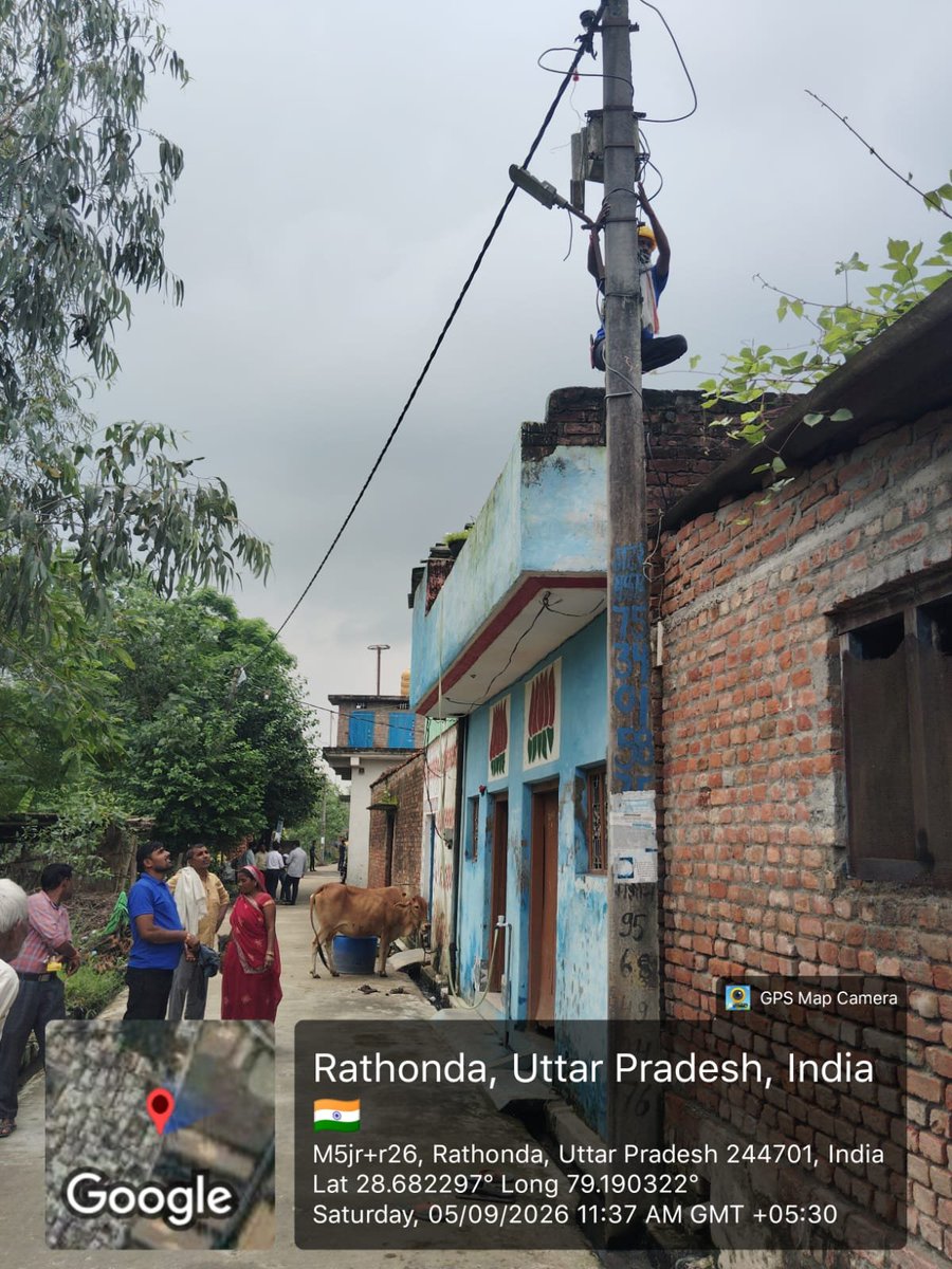 pvvnl_rampur's tweet photo. #Disconnection
आज दिनांक 05.09.2026 को #EDD_ मिलक, रामपुर के अन्तर्गत उपकेंद्र- मिलक क्षेत्र में राजस्व वसूली एवं बड़े बकायेदार उपभोक्ताओं का कनैक्शन विच्छेदन कार्य किया जा रहा है।
@aksharmaBharat
@UPGovt
@UPPCLLKO
@MdPvvnl
@mduppcl https://t.co/SxQdTeS8lQ