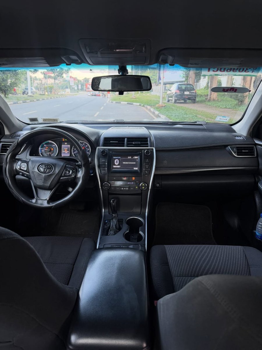 BertramGarjsi7's tweet photo. FOR SALE: Foreign-used Toyota Camry SE Hybrid with original duty papers for just ₦12, 500, 000. Location: Abuja. https://t.co/IWLWgFmCfA
