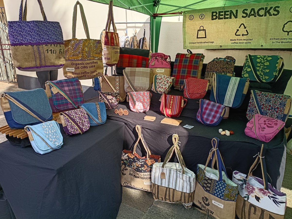 BeenSacks's tweet photo. All set up and ready for the Our Aberdare Food and Craft festival. Loads of fab stalls here.
So pop along and say hi shwmae if you're in the #aberdare area.
#MHHSBD https://t.co/lbgXvAlOVj